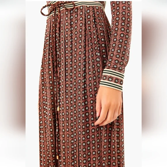TORY BURCH Silk Blend Pleated Skirt Sun Prints All Over Dress Size Small - Picture 4 of 16